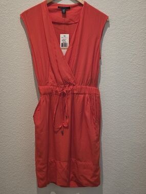 Kenneth Cole Bright Coral V Neck Midi Dress Size S NWT